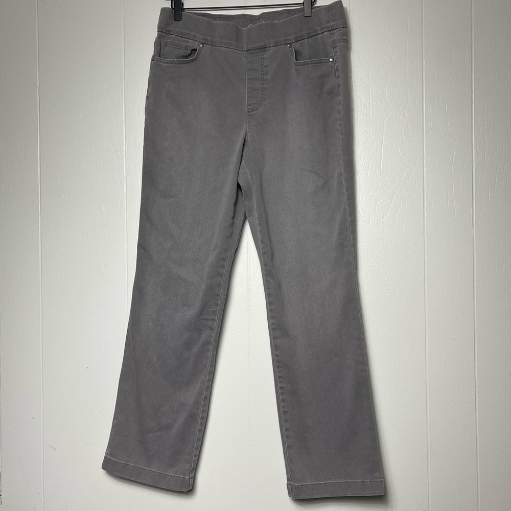 Gloria Vanderbilt Slimming effect pants size 14